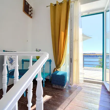 Дом отдыха Holiday House Seafront *