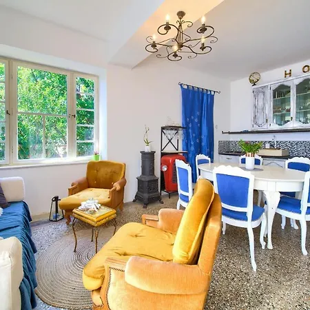 House Seafront Feriehus